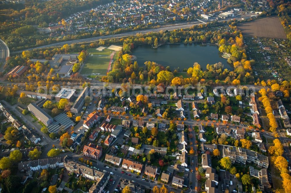 Aerial image Gladbeck - Park of Nordpark, residential area and pond in Gladbeck in the state of North Rhine-Westphalia