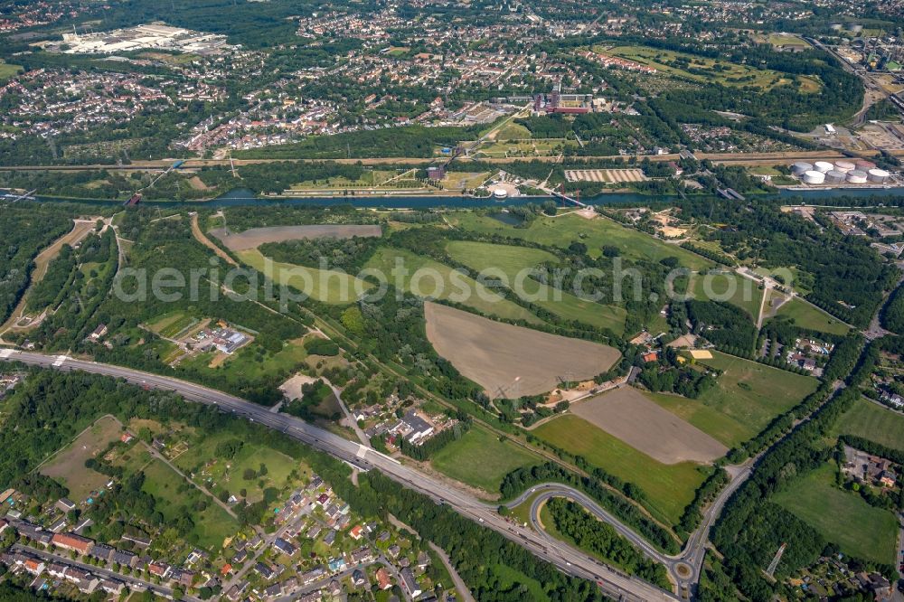 Gelsenkirchen from above - Park of of Nordsternpark in Gelsenkirchen in the state North Rhine-Westphalia, Germany