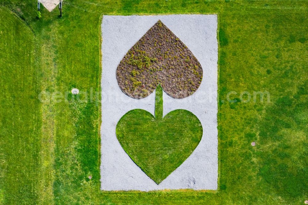 Gelsenkirchen from the bird's eye view: Park of Nordsternpark in the district Horst in Gelsenkirchen at Ruhrgebiet in the state North Rhine-Westphalia, Germany