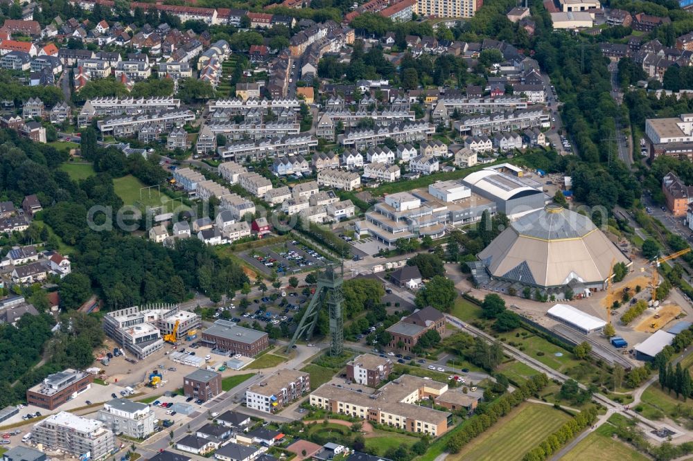 Aerial image Oberhausen - Park of OLGA-Park with former headframe and Steigerhaus in Oberhausen in the state North Rhine-Westphalia, Germany