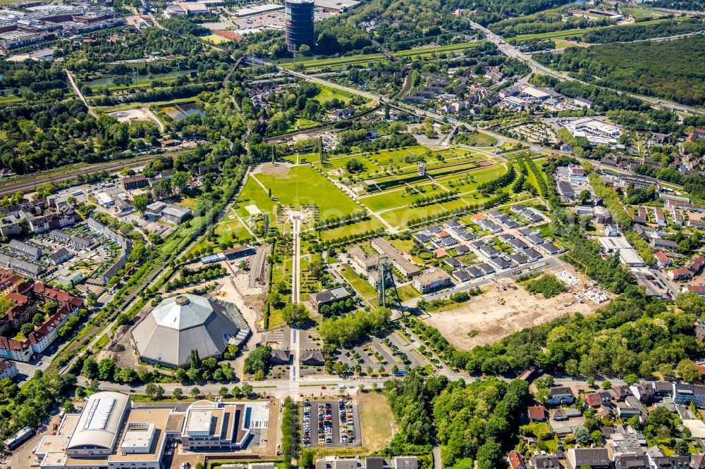 Oberhausen from above - Park OLGA-Park on the site of the former coal mine Osterfeld in Oberhausen in the state of North Rhine-Westphalia, Germany