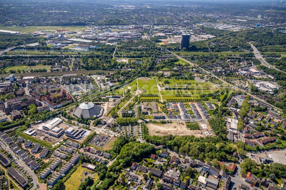 Aerial photograph Oberhausen - Park OLGA-Park on the site of the former coal mine Osterfeld in Oberhausen in the state of North Rhine-Westphalia, Germany