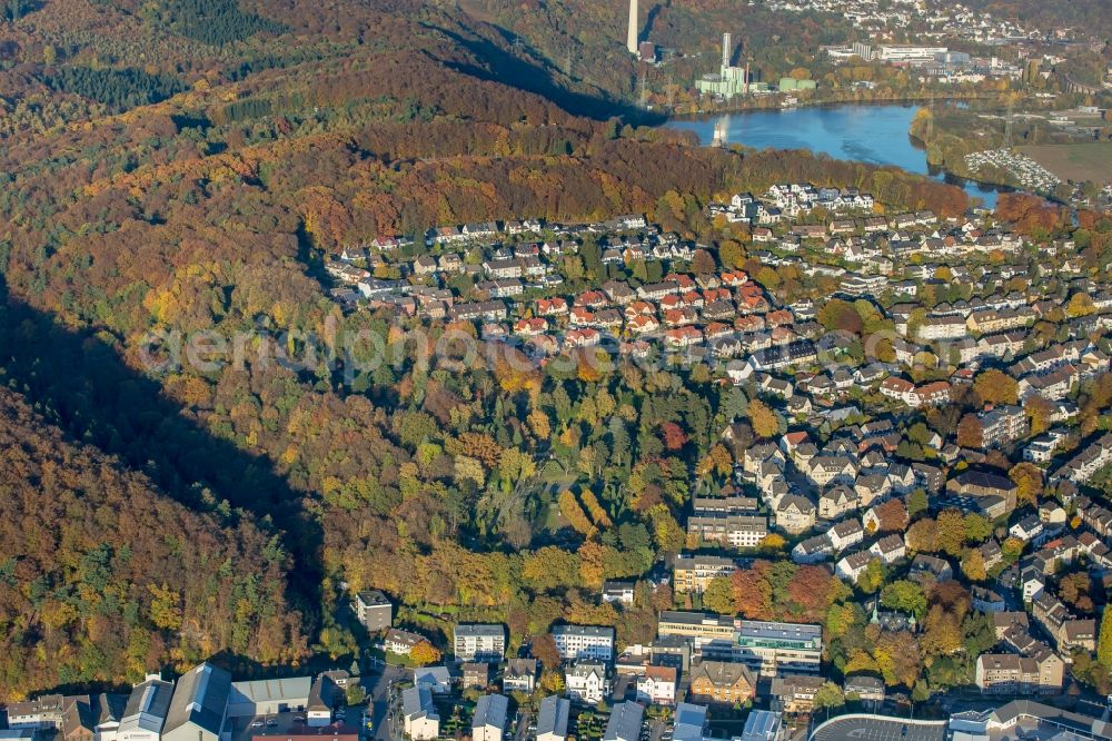 Aerial photograph Wetter (Ruhr) - Park of Park of silence and the city cemetery in the Gartenstrasse in Wetter (Ruhr) in the state North Rhine-Westphalia