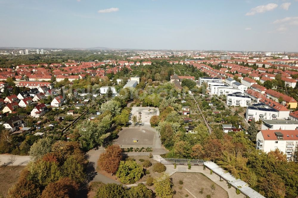 Aerial photograph Halle (Saale) - Park of Pestalozzipark in Halle (Saale) in the state Saxony-Anhalt, Germany