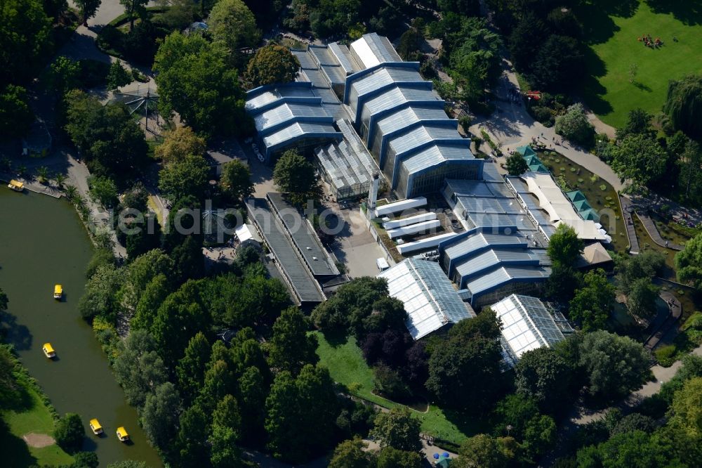 Aerial image Mannheim - Park of Pflanzenschauhaus on Gartenschauweg Luisenpark in Mannheim in the state Baden-Wuerttemberg