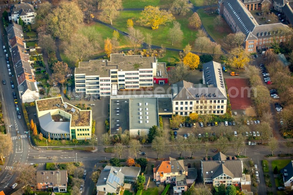 Dinslaken from above - Park of om place d Agen in the district Ruhr Metropolitan Area in Dinslaken in the state North Rhine-Westphalia