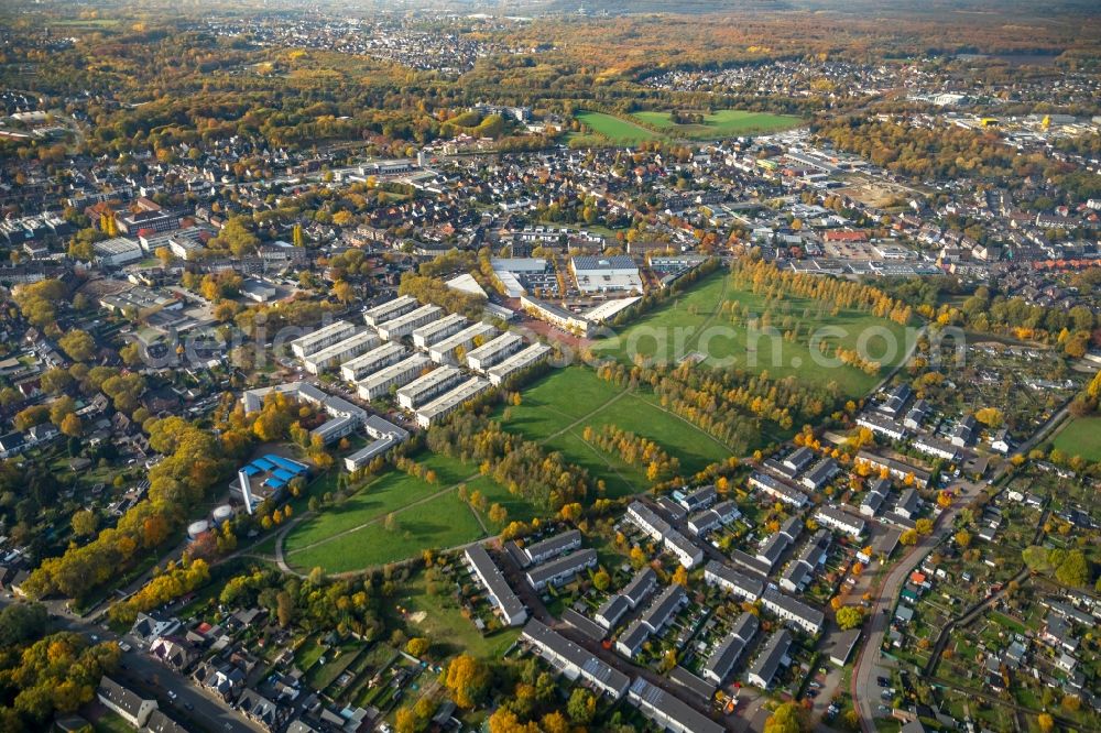 Bottrop from above - Park of Prosperpark in the district Stadtmitte in Bottrop in the state North Rhine-Westphalia, Germany