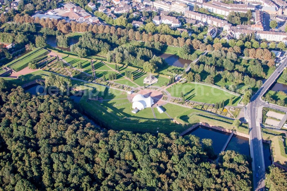 Aerial photograph Jülich - Park of Pulvermagazin Juelich / Brueckenkopfpark in Juelich in the state North Rhine-Westphalia, Germany