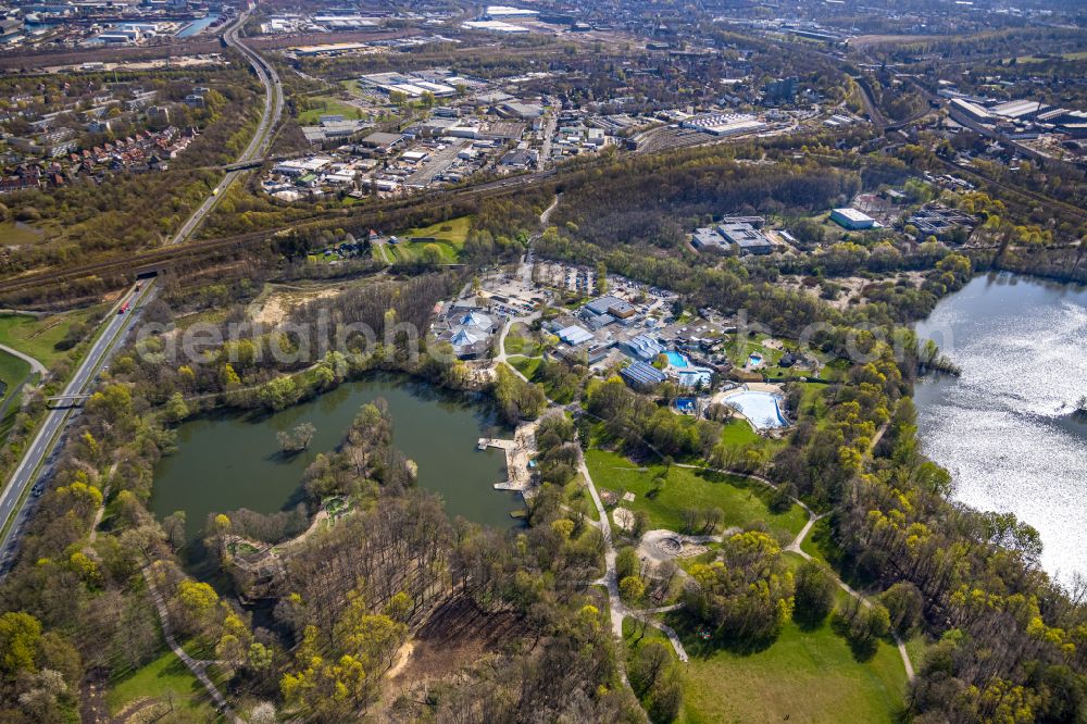 Aerial photograph Dortmund - Park of Revierpark Wischlingen in the district Wischlingen in Dortmund at Ruhrgebiet in the state North Rhine-Westphalia, Germany