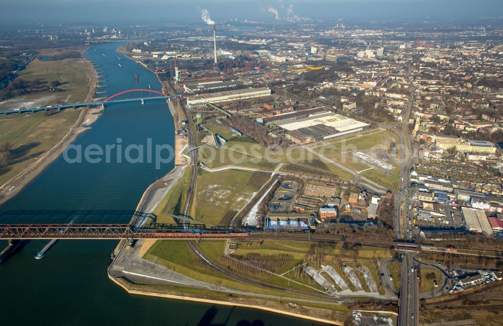 Aerial photograph Duisburg - Park of Rheinpark in the district Duisburg Mitte in Duisburg in the state North Rhine-Westphalia