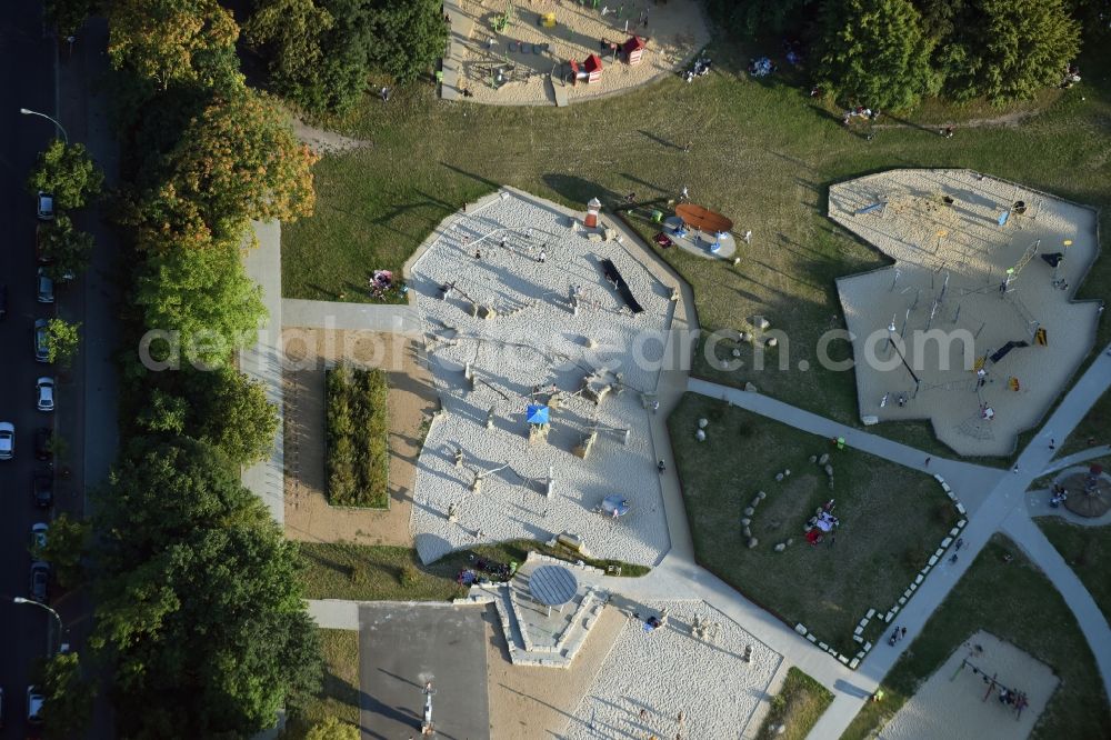 Aerial image Berlin - Park with playground with sandy areas in Park am Buschkrug in Berlin