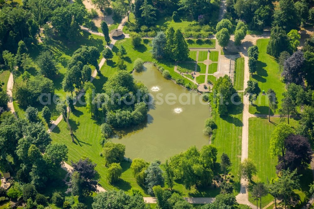 Aerial photograph Bochum - Park of Stadtgarten Wattenscheid in the district Wattenscheid in Bochum in the state North Rhine-Westphalia, Germany