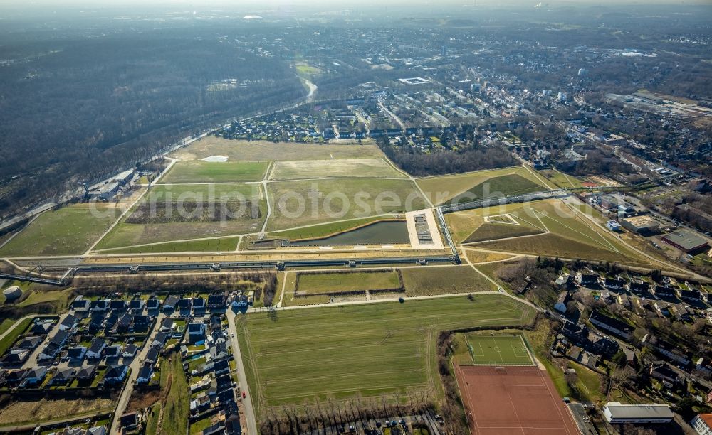 Aerial photograph Gelsenkirchen - Layout of a park with paths and green areas in the district Hassel in Gelsenkirchen at Ruhrgebiet in the state North Rhine-Westphalia, Germany