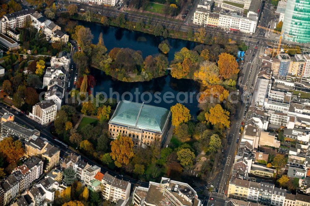 Düsseldorf from the bird's eye view: Park of Staendehauspark with the Kunstsammlung Nordrhein-Westfalen in Duesseldorf in the state North Rhine-Westphalia, Germany