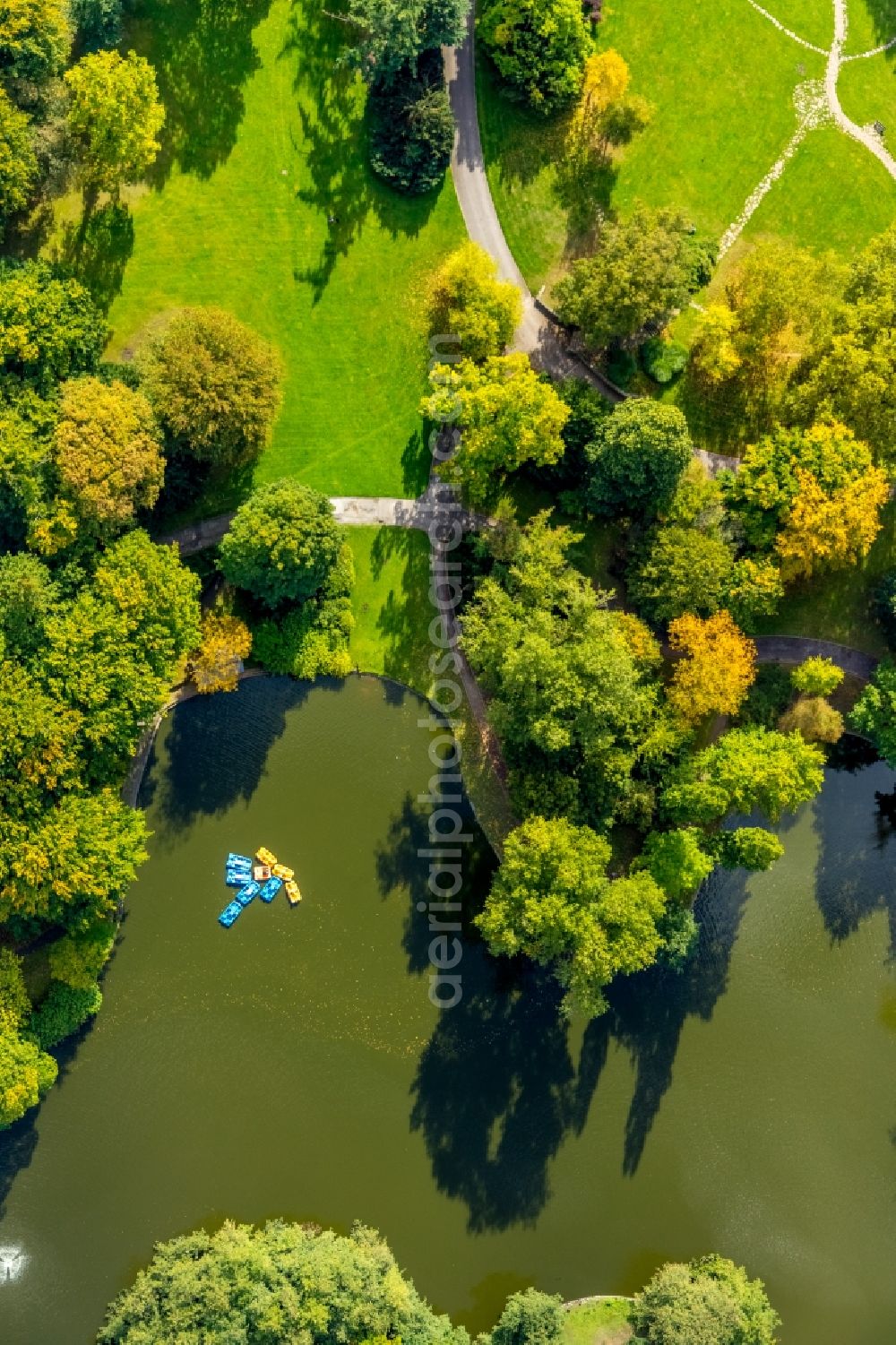 Aerial image Bochum - Park in the district Innenstadt in Bochum in the state North Rhine-Westphalia, Germany