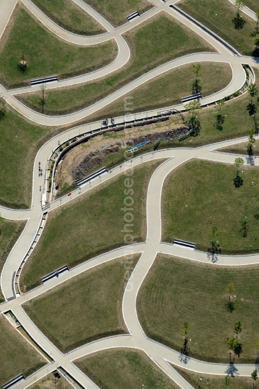 Aerial photograph Stuttgart - Park of with paths - Labyrinth Hoehenpark Killesberg in Stuttgart in the state Baden-Wuerttemberg