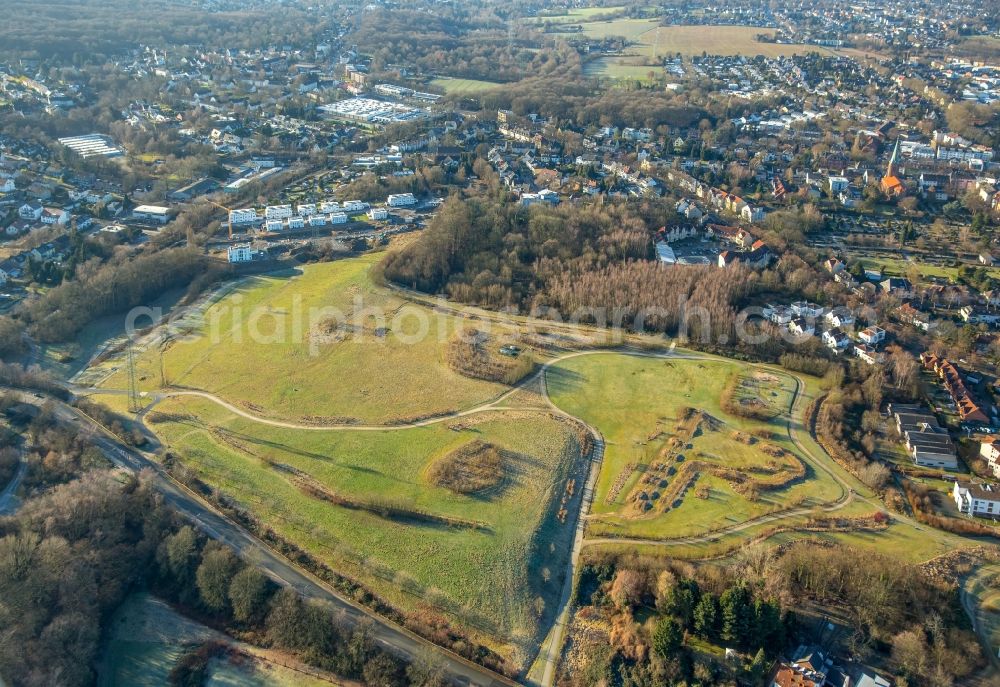 Bochum from above - Park of Weitmar at the street, An der Holtbruegge in the district Weitmar in Bochum in the state North Rhine-Westphalia