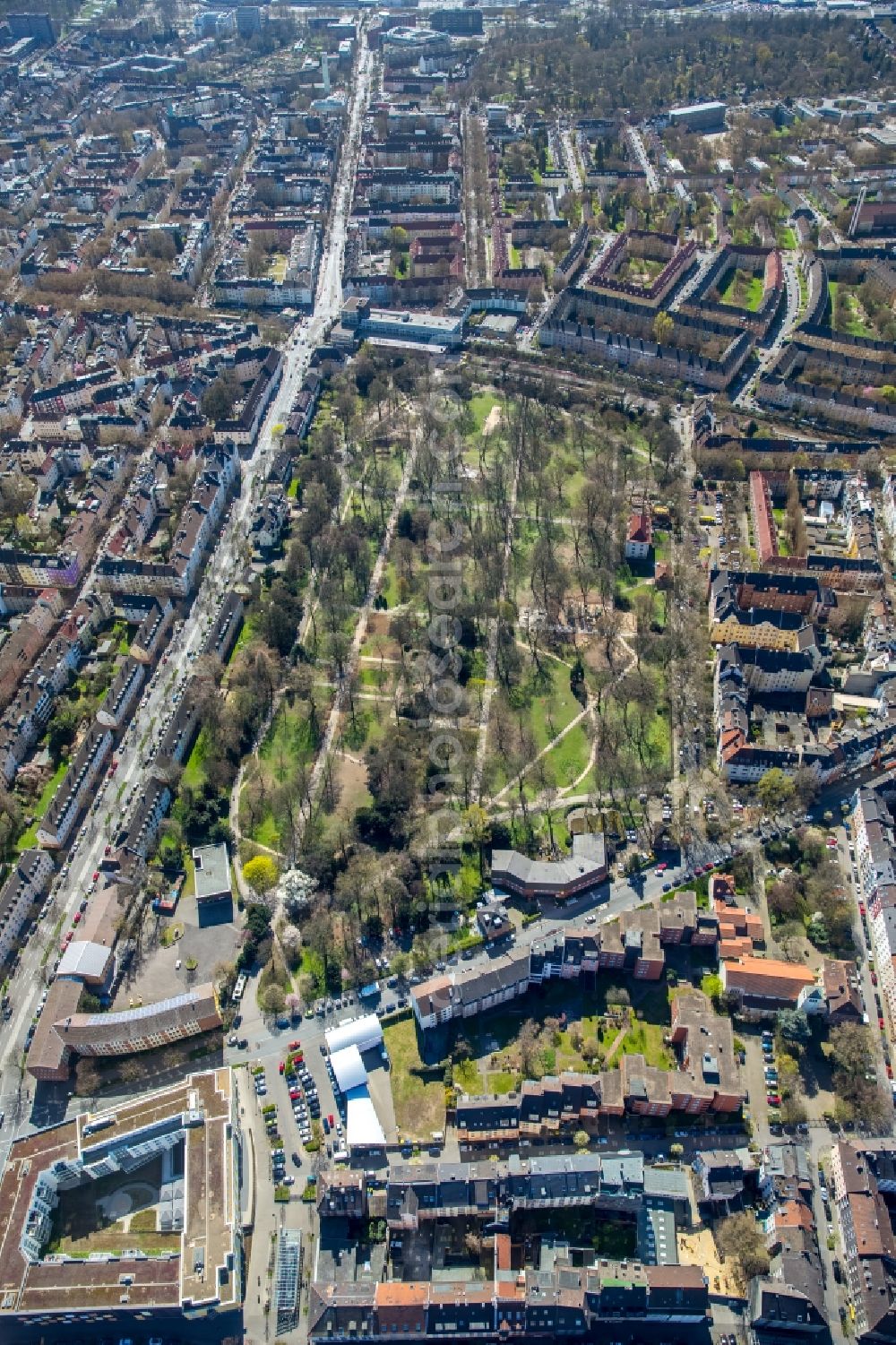 Aerial photograph Dortmund - Park of Westpark in Dortmund in the state North Rhine-Westphalia, Germany