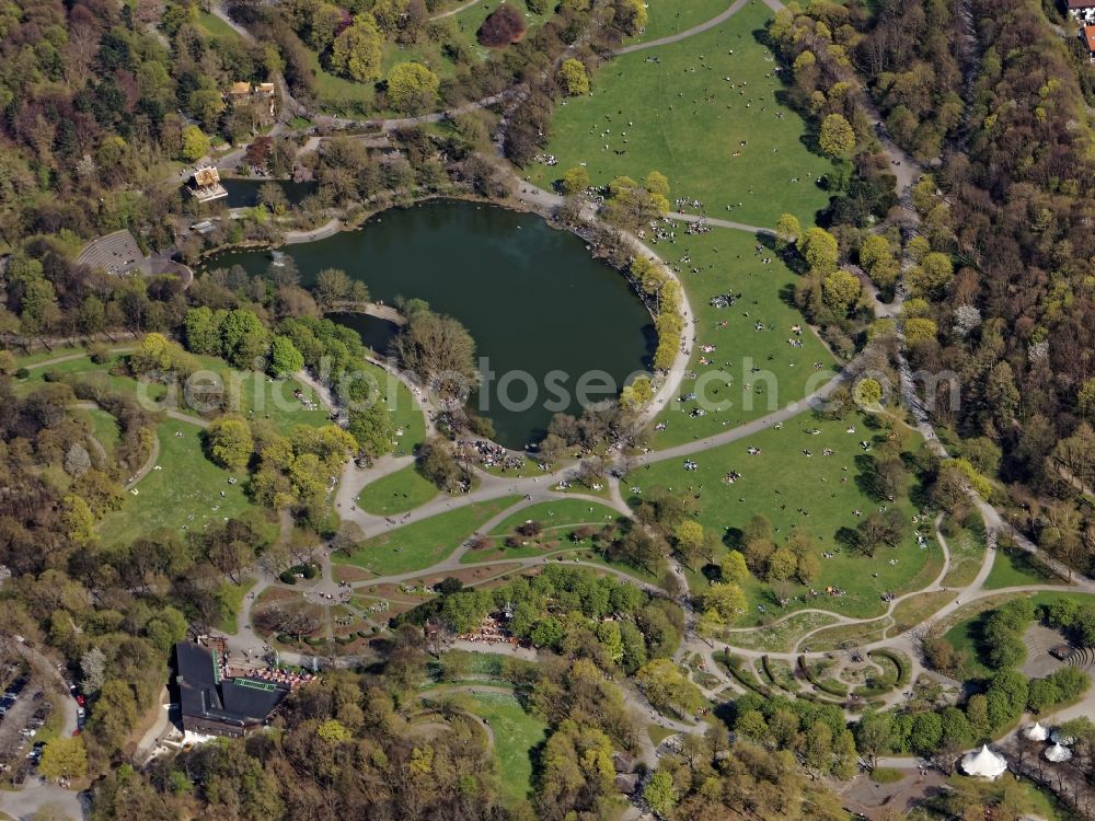 Aerial image München - West Park in Muenchen Sendling in the state Bavaria. The West Park was built for the International Horticultural Exhibition IGA