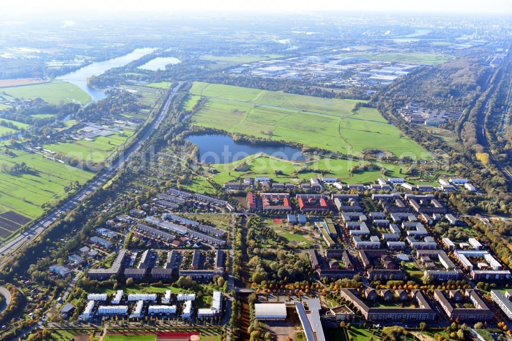 Aerial photograph Hamburg - Park of in the residential area Konrad-Veix-Stieg - Walter-Rothenburg-Weg in the district Neu Allermoehe in Hamburg, Germany