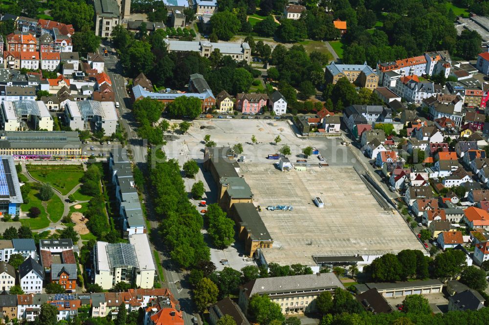 Bielefeld from the bird's eye view: Parking deck on the building of Shopping center on street Teutoburger Strasse - Spinnereistrasse in Bielefeld in the state North Rhine-Westphalia, Germany