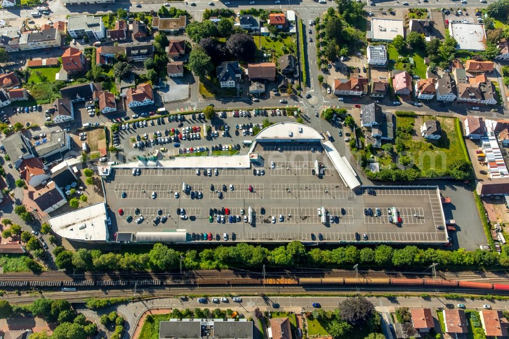 Aerial photograph Bünde - Parking deck on the building of the Marktkauf SB-Warenhaus in Buende in the state North Rhine-Westphalia