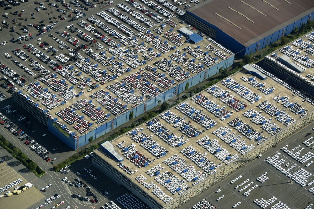 Aerial image Bremerhaven - Parking deck on the building of the car park of the company BLG Automotive Logistics GmbH & Co. KG at the international port in Bremerhaven in the state Bremen