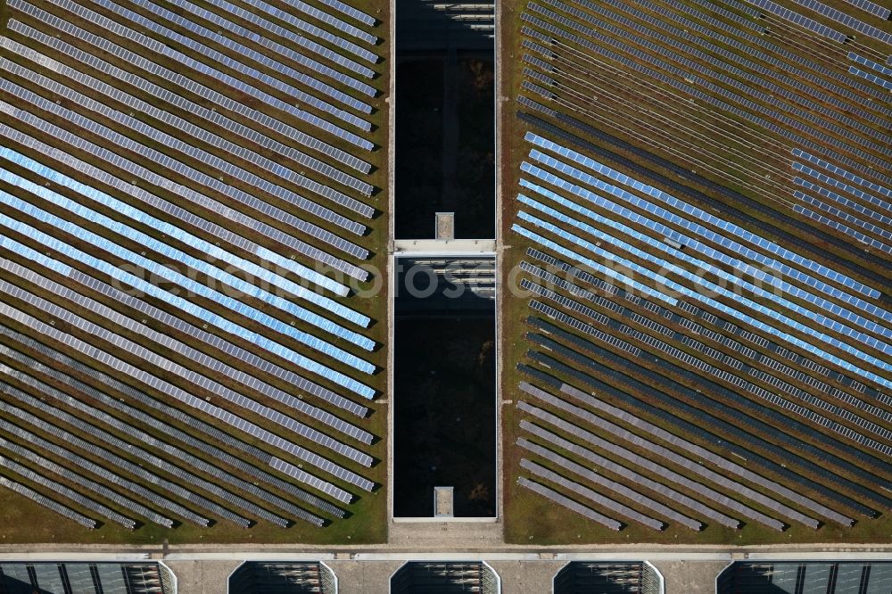 München from above - Parking deck on the building of the car park on at the exhibition center on Paul-Henri-Spaak-Strasse in the district Trudering-Riem in Munich in the state Bavaria, Germany