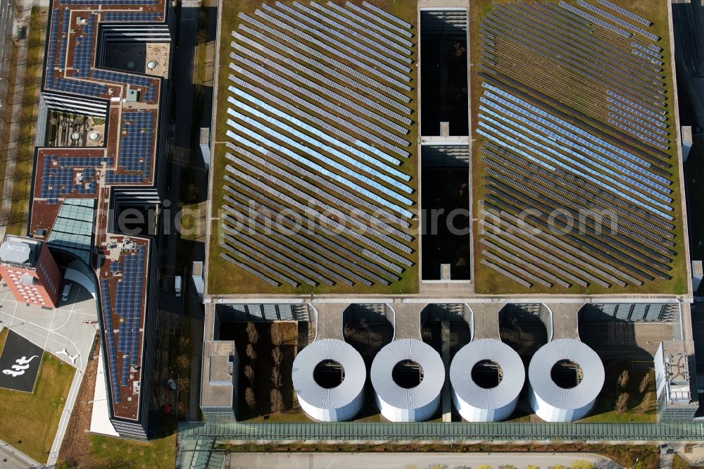 Aerial image München - Parking deck on the building of the car park on at the exhibition center on Paul-Henri-Spaak-Strasse in the district Trudering-Riem in Munich in the state Bavaria, Germany