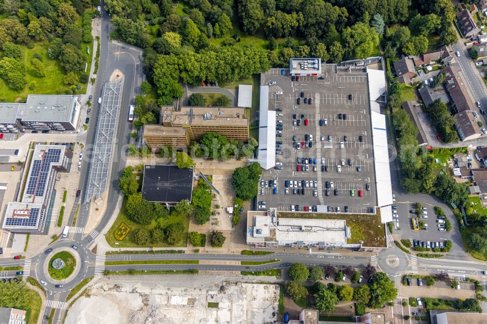 Bergkamen from the bird's eye view: Parking deck on the building of in Bergkamen in the state North Rhine-Westphalia, Germany