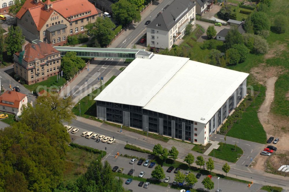 Chemnitz from the bird's eye view: Parkhaus-Neubau vom Akademischen Lehrkrankenhaus Küchwald, Teil des Klinikum Chemnitz, an der Bürgerstrasse in Chemnitz, Sachsen. Newly built parking garage of academic teaching hospital Küchwald, part of clinical centre Chemnitz, at Buergerstrasse in Chemnitz, Saxony.