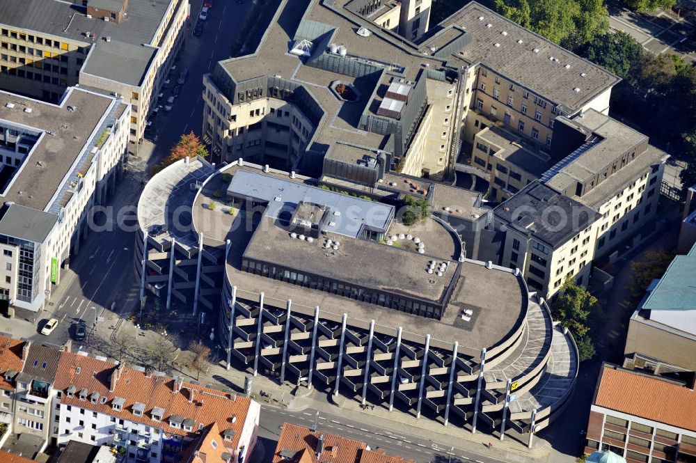 Aerial photograph Hannover - Blick auf ein Parkhaus in der Osterstraße und die Deutsche Bundesbank in Hannover. View to an parking block and the german central bank in the Osterstraße in Hannover.