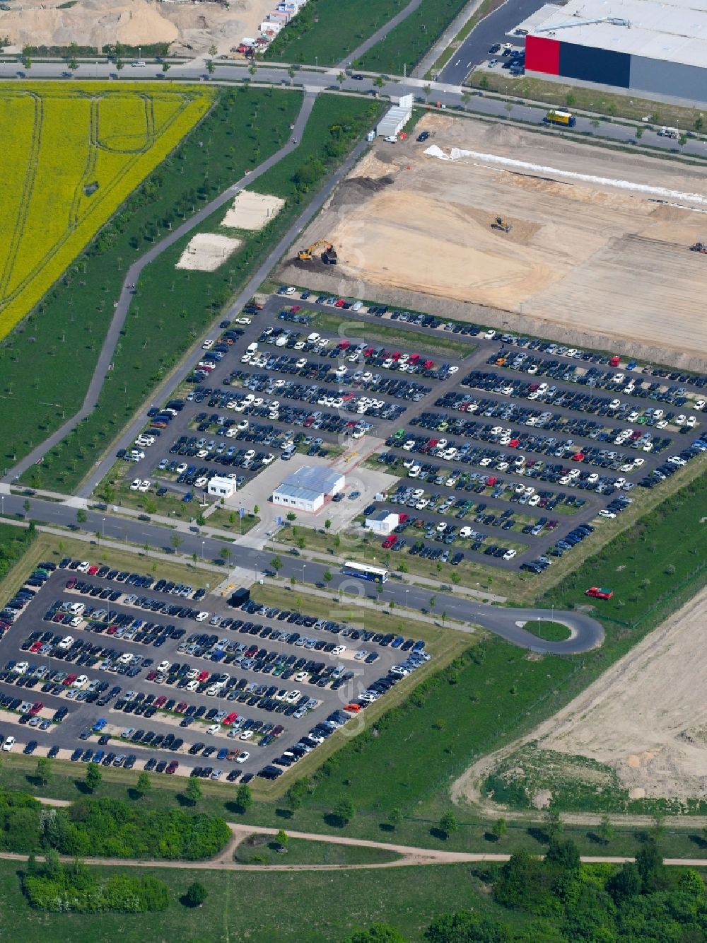 Berlin from above - Parking and storage space for automobiles McParking Schoenefeld on Gebrueder-Hirth-Strasse in Berlin, Germany