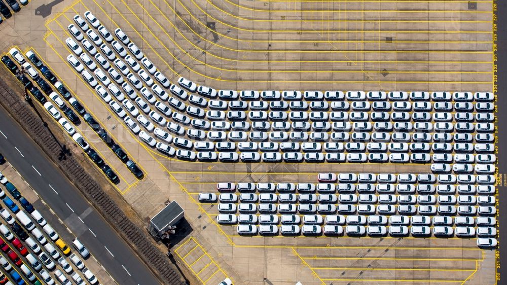 Hamburg from above - Parking and storage space for automobiles of the BLG Autoterminal Hamburg GmbH & Co. in Hamburg in Germany