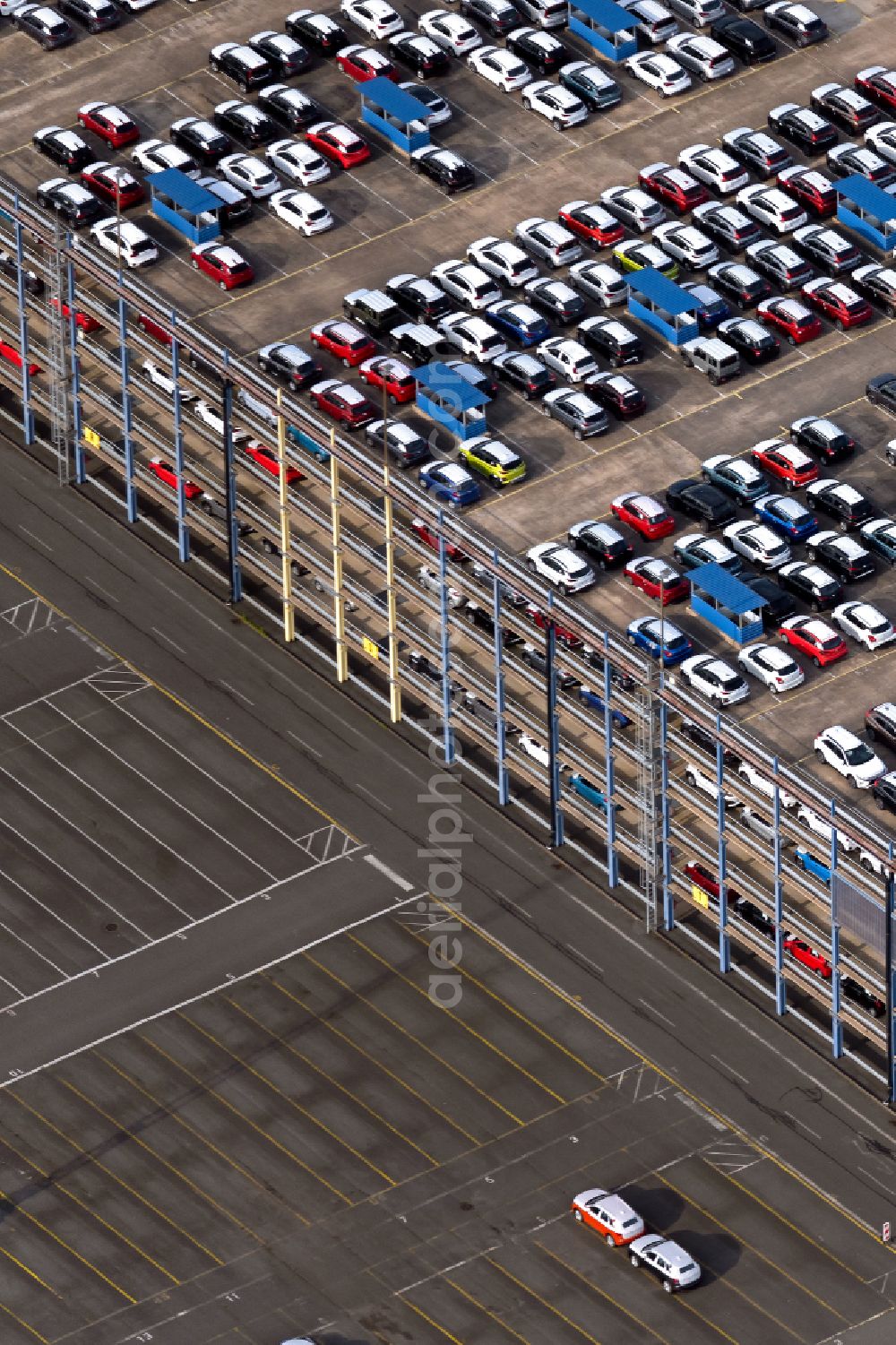 Bremerhaven from the bird's eye view: Parking and storage space for automobiles on international port in Bremerhaven in the state Bremen, Germany