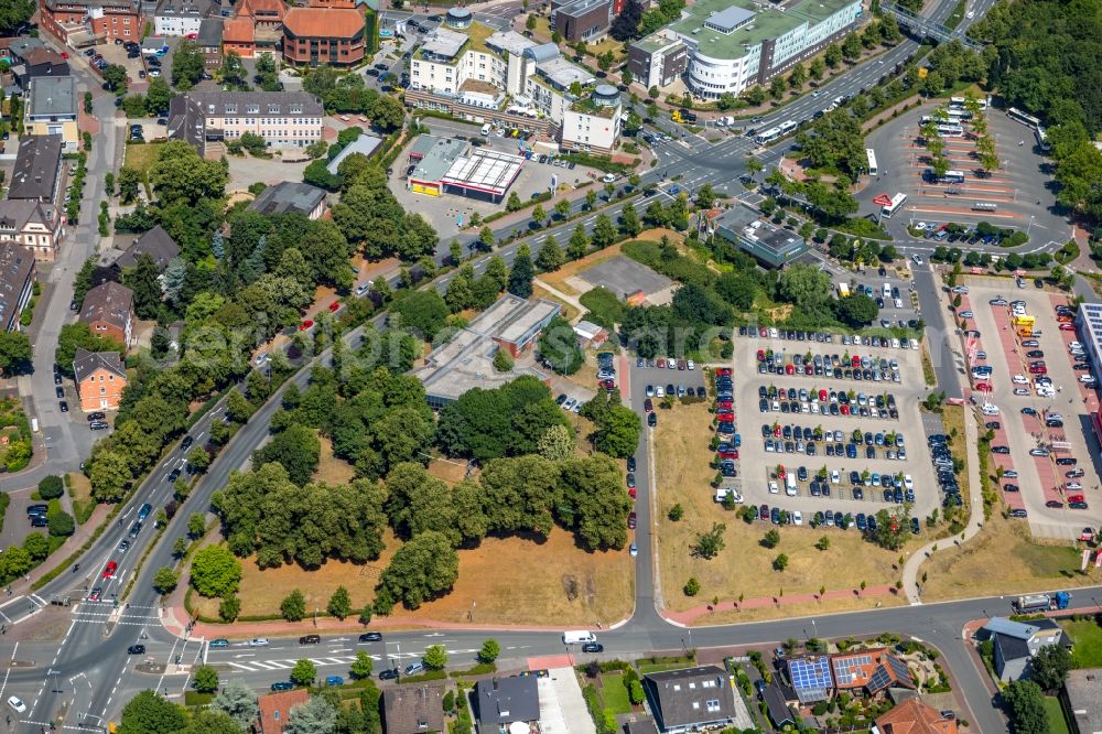 Aerial photograph Dorsten - Parking and storage space for automobiles Auf der Bovenhorst - Europaplatz in Dorsten in the state North Rhine-Westphalia, Germany