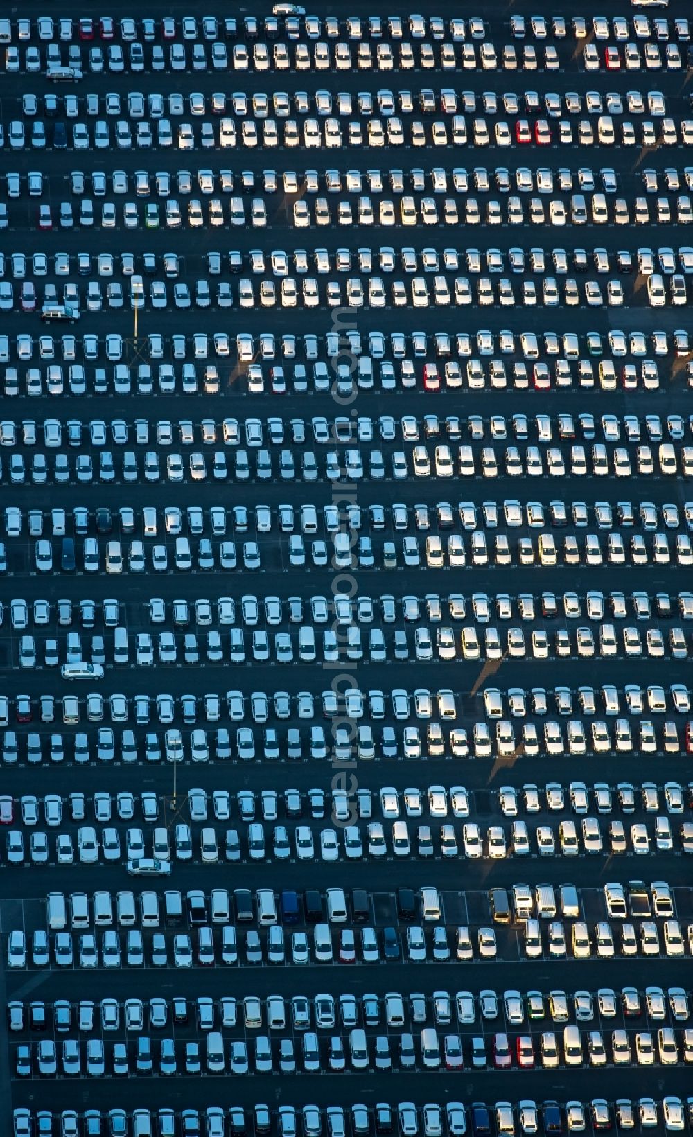 Aerial image Essen - Parking and storage space for automobiles in Essen in the state North Rhine-Westphalia