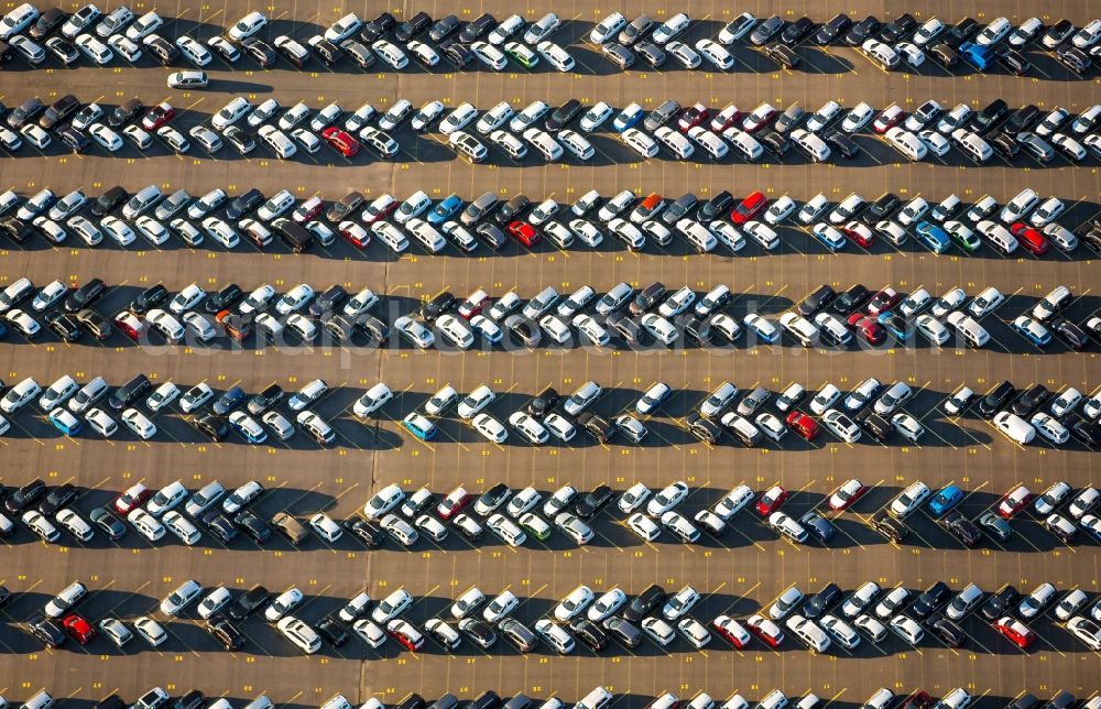 Aerial image Duisburg - Parking and storage space for automobiles in Duisburg in the state North Rhine-Westphalia