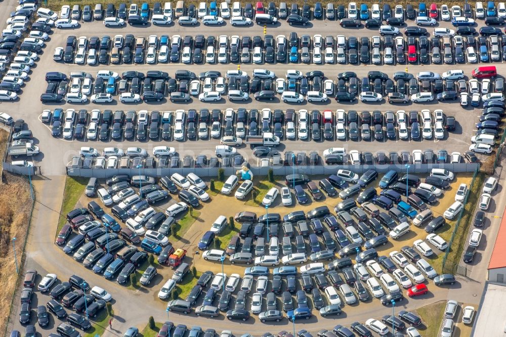 Aerial image Hamm - Parking and storage space for automobiles of W. Potthoff GmbH in the district Bockum-Hoevel in Hamm in the state North Rhine-Westphalia