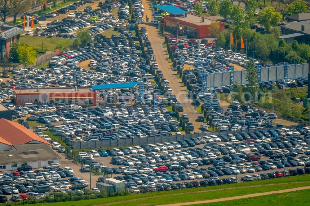 Aerial photograph Hamm - Parking and storage space for automobiles of W. Potthoff GmbH in the district Bockum-Hoevel in Hamm in the state North Rhine-Westphalia