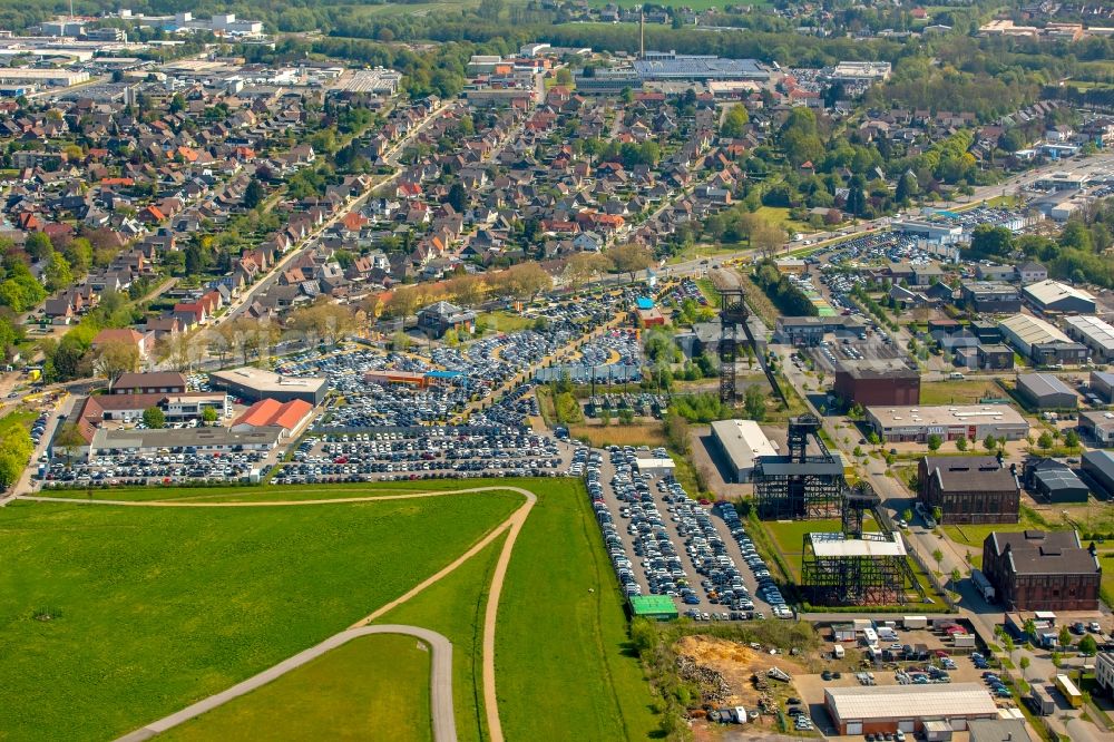 Aerial photograph Hamm - Parking and storage space for automobiles of W. Potthoff GmbH in the district Bockum-Hoevel in Hamm in the state North Rhine-Westphalia