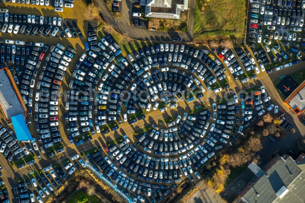 Hamm from above - Parking and storage space for automobiles of W. Potthoff GmbH in the district Bockum-Hoevel in Hamm in the state North Rhine-Westphalia