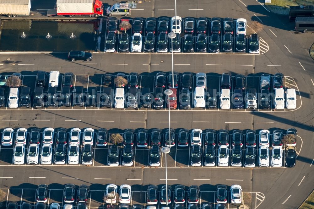 Aerial photograph Bottrop - Parking and storage space for automobiles of Brabus GmbH on the Brabus-Allee in the district Eigen in Bottrop in the state North Rhine-Westphalia