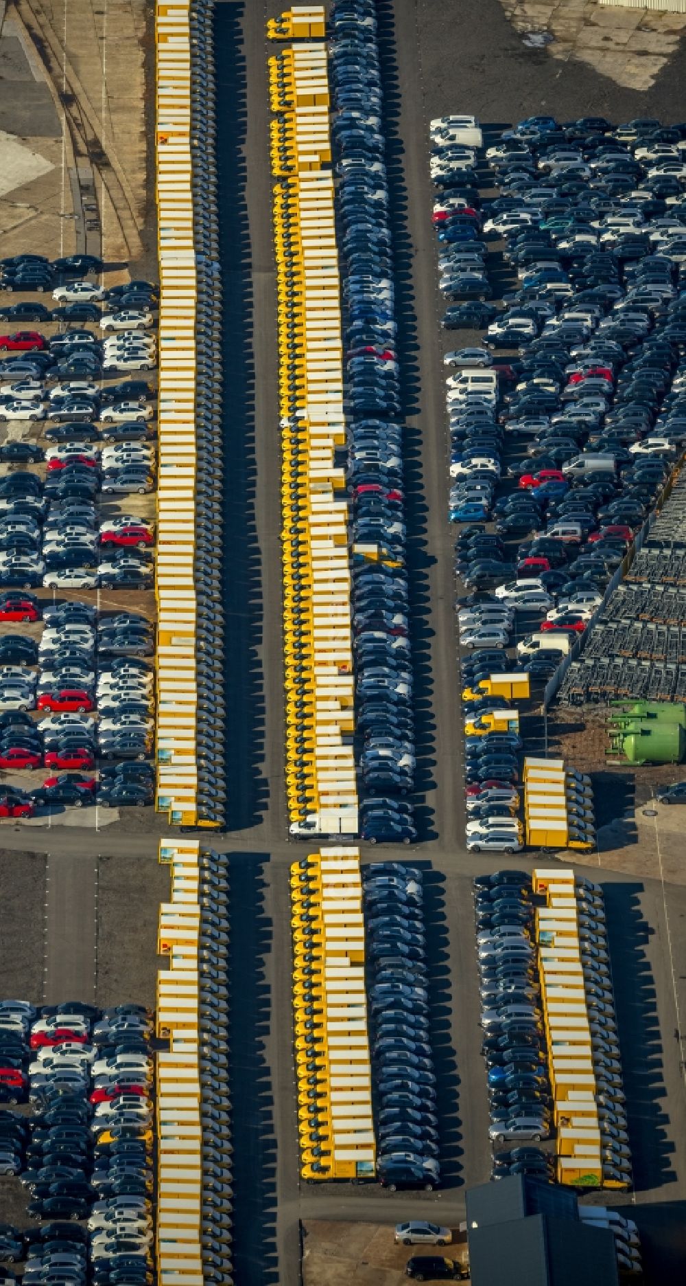 Dortmund from the bird's eye view: Parking and storage space for automobiles in the district Eving in Dortmund in the state North Rhine-Westphalia, Germany