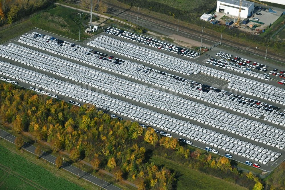 Sülzetal from the bird's eye view: Parking and storage space for automobiles of BLG Autotransport GmbH & Co. KG on E.-H.-Harms-Weg in Suelzetal in the state Saxony-Anhalt, Germany