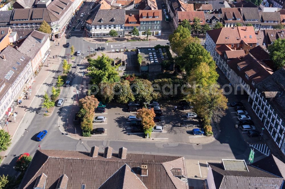 Einbeck from above - Parking and building in the old town of Einbeck in Lower Saxony