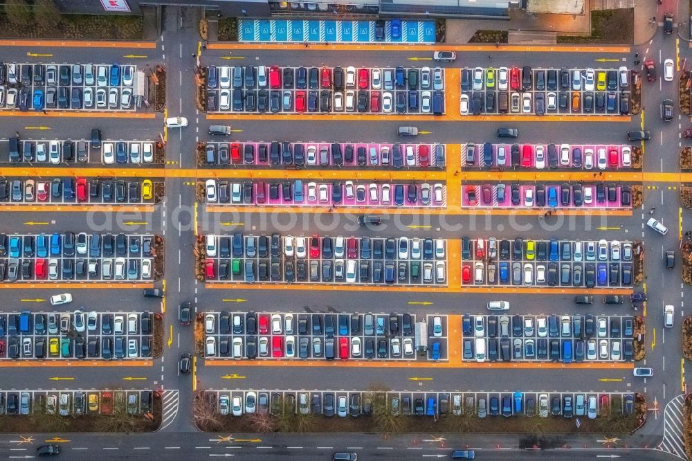 Aerial image Bochum - Parking Areal on the shopping center Ruhrpark in Bochum in North Rhine-Westphalia. The site is a project of Unibail-Rodamco Germany GmbH