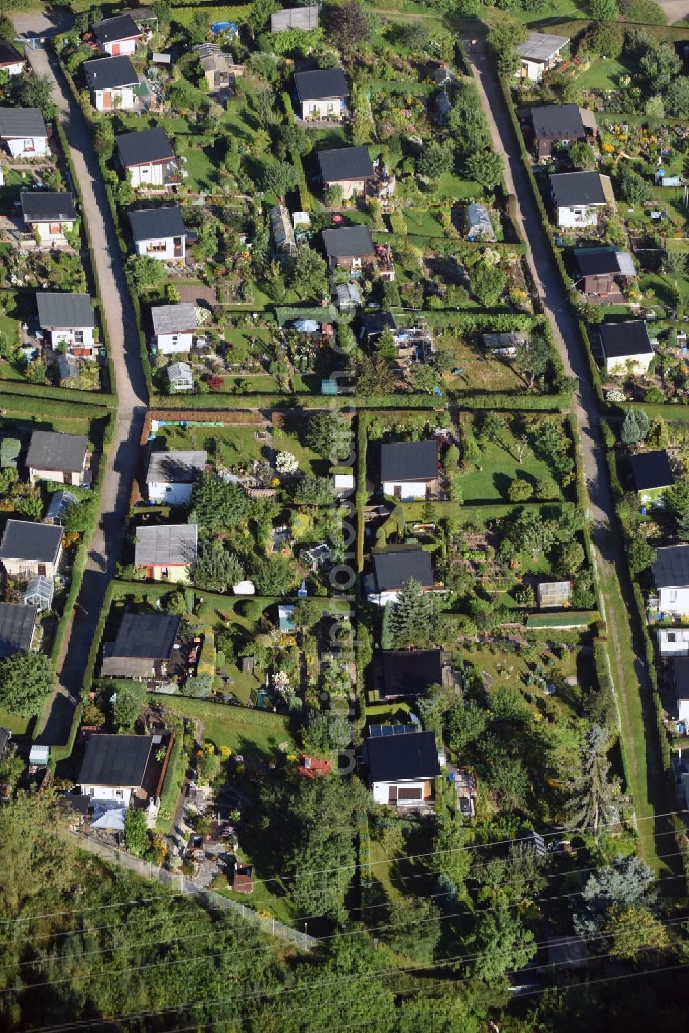 Aerial image Aue - Parcels and allotments of the Kleingartenverein am Bruenlasberg e.V. in Aue in the state of Saxony