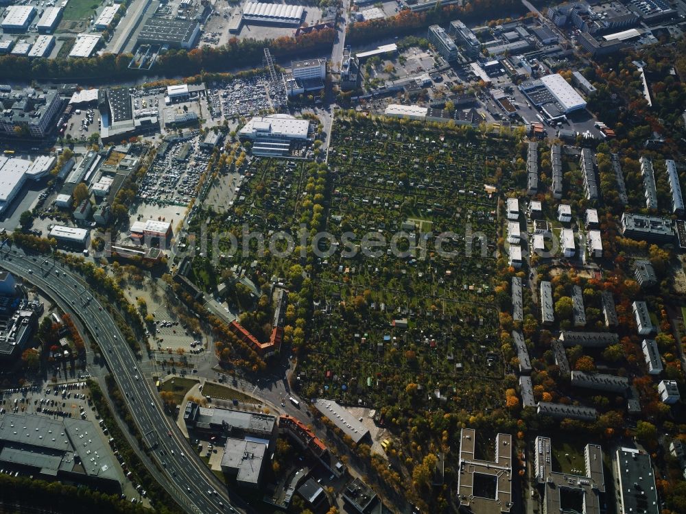 Aerial photograph Berlin - An allotment garden area besides the motorway A 100 and the nearby river Nuthekanal in the district Tempelhof Berlin in Germany