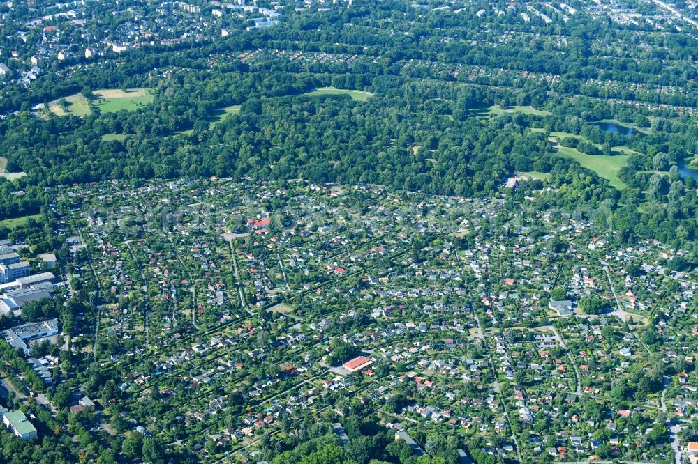 Berlin from above - Parcel of a small garden on Buckower Donm in the district Neukoelln in Berlin, Germany